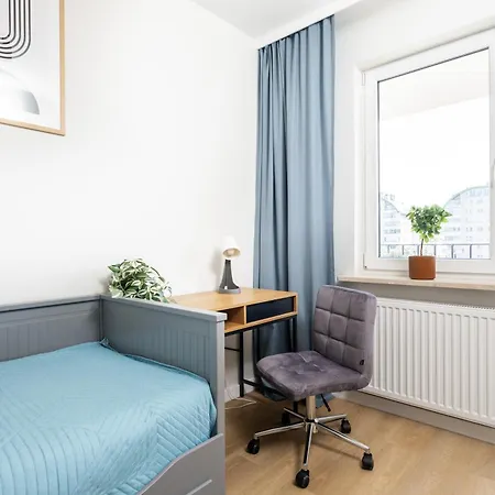 Apartment Blue Matcha Premium Okopowa Warsaw