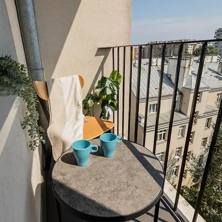 Blue Matcha Premium Okopowa * Warschau