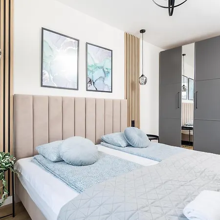 Blue Matcha Premium Okopowa * Warschau